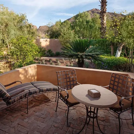 Royal Palms Resort And Spa, Part Of Hyatt Phoenix Exterior photo